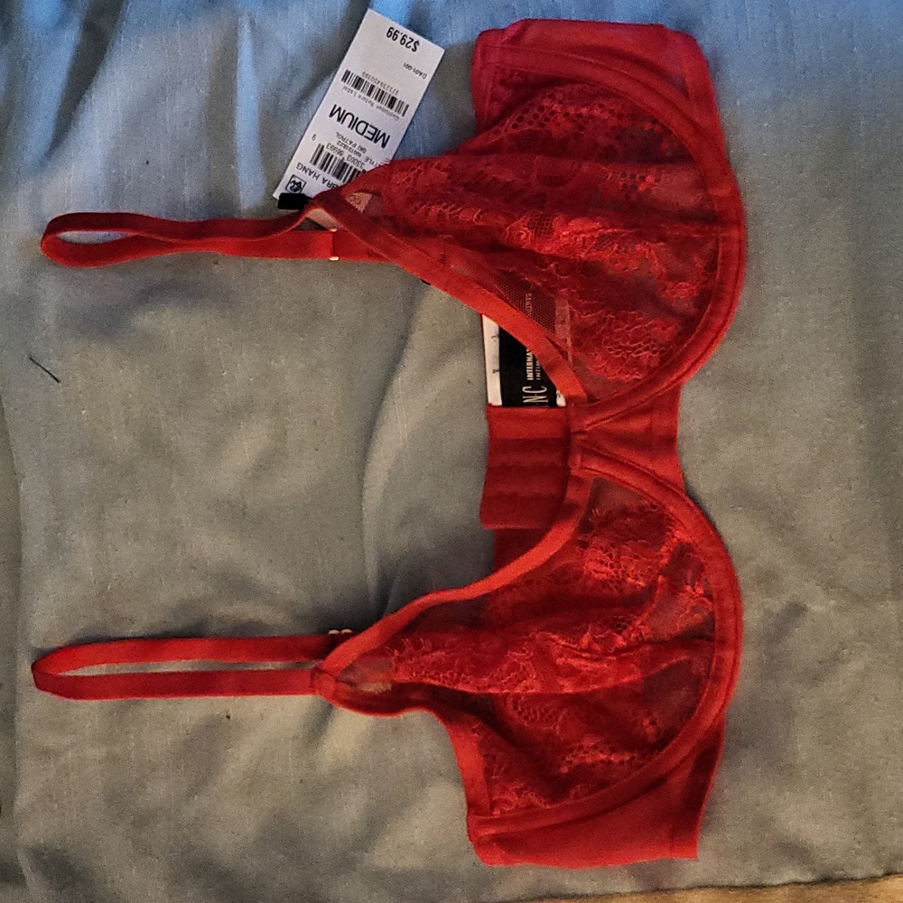 NWT Size M INC Bra